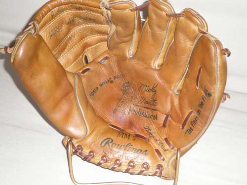 Mickey Mantle Rawlings MM5 Front